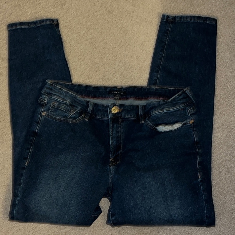 Tommy Hilfiger Sz 10 Mid Rise slim‎ dark wash jeans ankle fit
